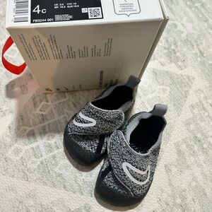 Baby Nike Swoosh 1